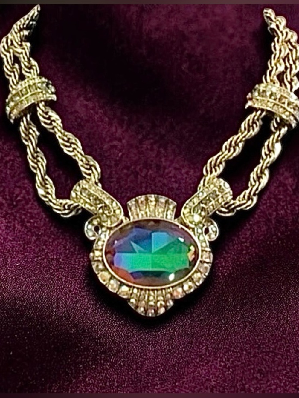 Heidi Daus stunning gold necklace with aurora borealis crystals NIB.